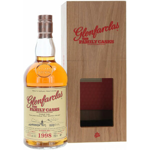 Виски Glenfarclas 1998 "Family Casks" (58,2%), wooden box, 0.7 л