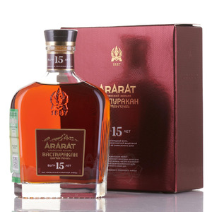 Коньяк Арарат Васпуракан 15 лет 0.5 л ПУ