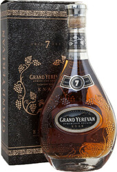 Коньяк "Гранд Ереван" Кнар 7-летний, в подарочной коробке, 0.5 л