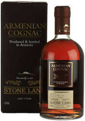 Коньяк "Страна Камней" 7-летний, в подарочной коробке, 0.5 л