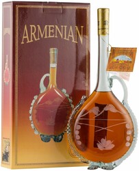 Коньяк "Кувшин" 5-летний, в подарочной коробке, 0.5 л