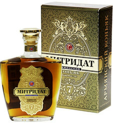 Коньяк Митридат, 7 лет, в подарочной коробке, 0.5 л