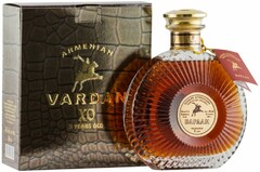 Коньяк "Вардан Мамиконян" ХО 8-летний, в подарочной коробке, 0.5 л