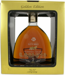 Коньяк "Гюмри" 7-летний, в подарочной коробке, 0.7 л