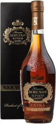Коньяк "Мисхор" Экстра, в подарочной коробке, 0.5 л