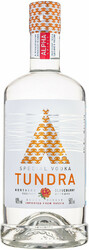 Водка "Тундра" Северная морошка, 0.5 л