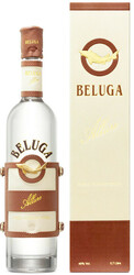 Водка "Белуга" Аллюр, в подарочной коробке, 0.7 л