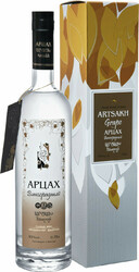 Водка Арцах Виноградный, в подарочной коробке, 0.75 л