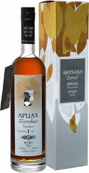 Водка Арцах Тутовый Серебро, в подарочной коробке, 0.75 л