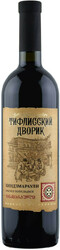 Вино Бесини, "Тифлисский дворик" Киндзмараули