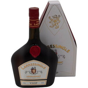 Арманьяк "Larressingle" VSOP, Armagnac AOC, gift box, 0.75 л