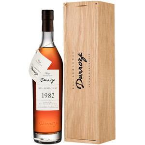 Арманьяк Darroze, Bas-Armagnac "Domaine de Monturon", 1982, wooden box, 0.7 л