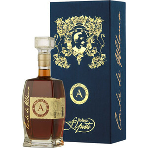 Бренди Bodegas Yuste, "Conde de Aldama" Solera Gran Reserva, Brandy de Jerez DO, gift box, 0.5 л