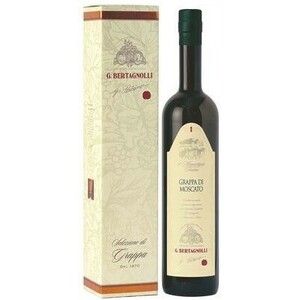 Граппа Bertagnolli Monovitigno Grappa di Moscato, gift box, 0.7 л