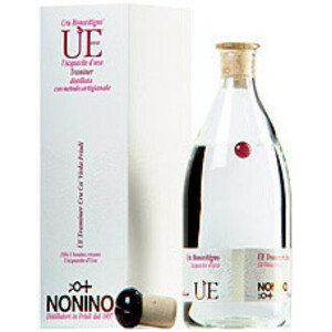 Аквавит Nonino UE Cru Traminer, gift box, 0.7 л