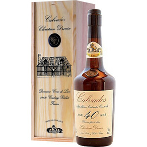 Кальвадос Coeur de Lion Calvados 40 ans, wooden box, 0.7 л