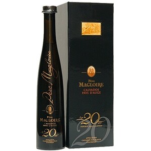 Кальвадос Pere Magloire 20 YO in gift box, 0.5 л