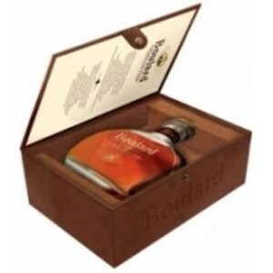 Кальвадос Boulard Pays d'Auge AOC 21 ans, gift box, 0.5 л