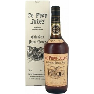 Кальвадос Le Pere Jules 10 Years Old, AOC Calvados Pays d'Auge, gift box, 0.7 л