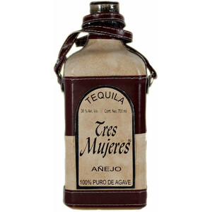 Текила "Tres Mujeres" Anejo, in leather case, 0.7 л