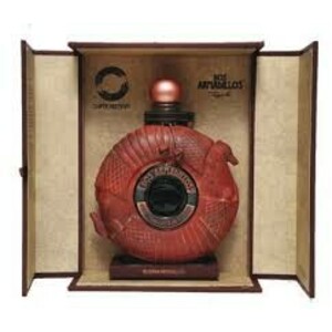 Текила "Dos Armadillos" Anejo, gift box, 0.75 л