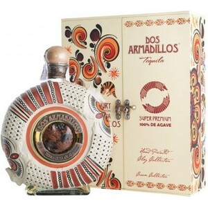 Текила "Dos Armadillos" Extra Anejo (Painted Clay), gift box, 0.75 л