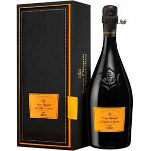 Шампанское Veuve Clicquot, "La Grande Dame", 2006, gift box "Carousel"