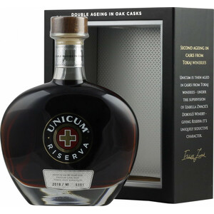 Ликер Zwack, "Unicum" Riserva, gift box, 0.7 л