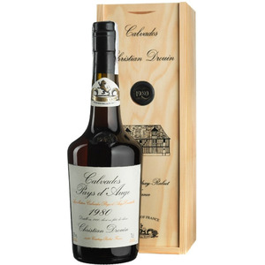 Кальвадос "Coeur de Lion" Calvados Pays d'Auge 1980, wooden box 0.7 л