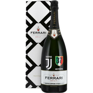 Игристое вино Ferrari, Brut "Juventus Edition", Trento DOC, gift box, 1.5 л