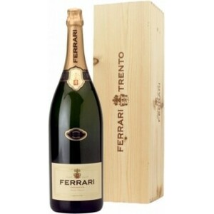 Игристое вино Ferrari Brut, Trento DOC, gift box, 3 л